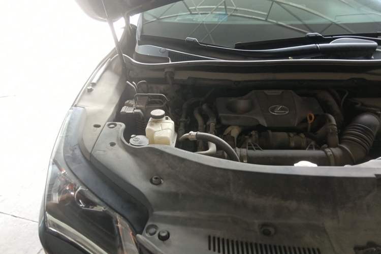 Used Lexus RX 2016 300 Two-Wheel Drive Elite Edition China VI Standard Engine Bay Right