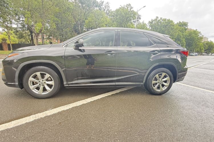 Used Lexus RX 2016 300 Two-Wheel Drive Comfort Edition China VI Standard Exterior 2