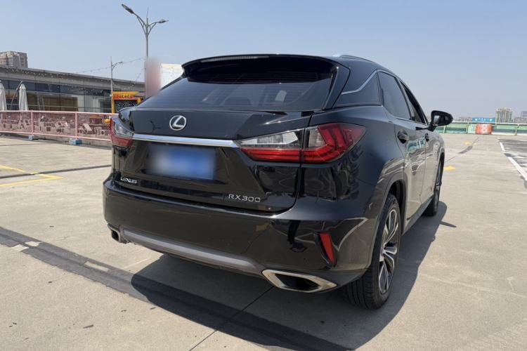 Used Lexus RX 2016 300 Two-Wheel Drive Comfort Edition China V Standard Exterior 3