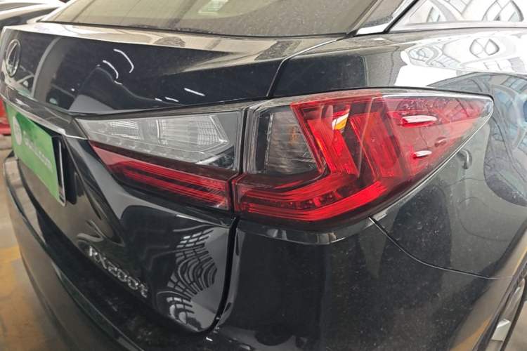 Used Lexus RX 2016 300 Two-Wheel Drive Elite Version China V Standard Exterior 3