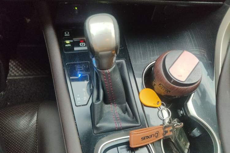 Used Lexus RX 2016 300 Two-Wheel Drive Comfort Edition China V Standard Gear Lever