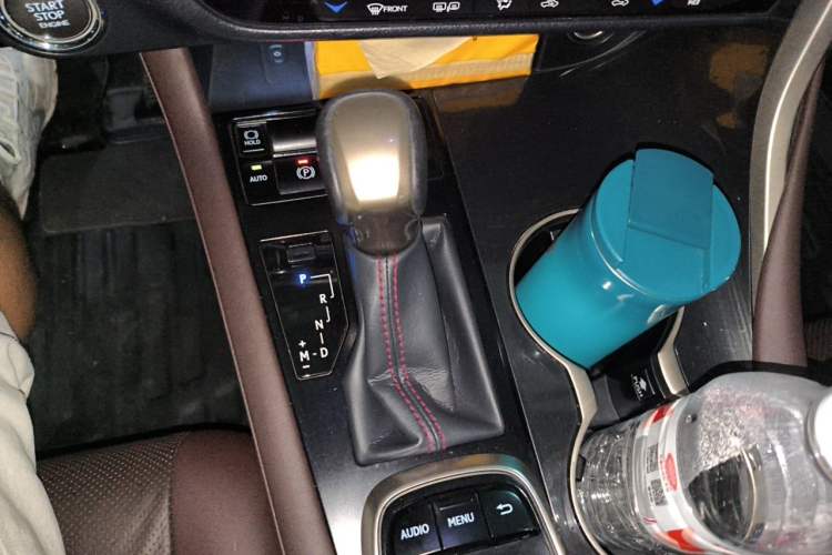 Used Lexus RX 2016 300 4x4 Elegant Edition China VI Gear Lever