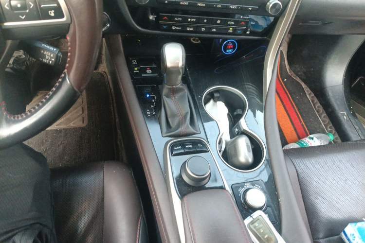 Used Lexus RX 2016 300 4x4 Elegant Edition China V-standard Gear Lever
