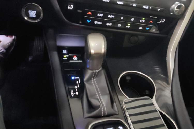 Used Lexus RX 2016 300 Two-Wheel Drive Elite Version China V Standard Gear Lever