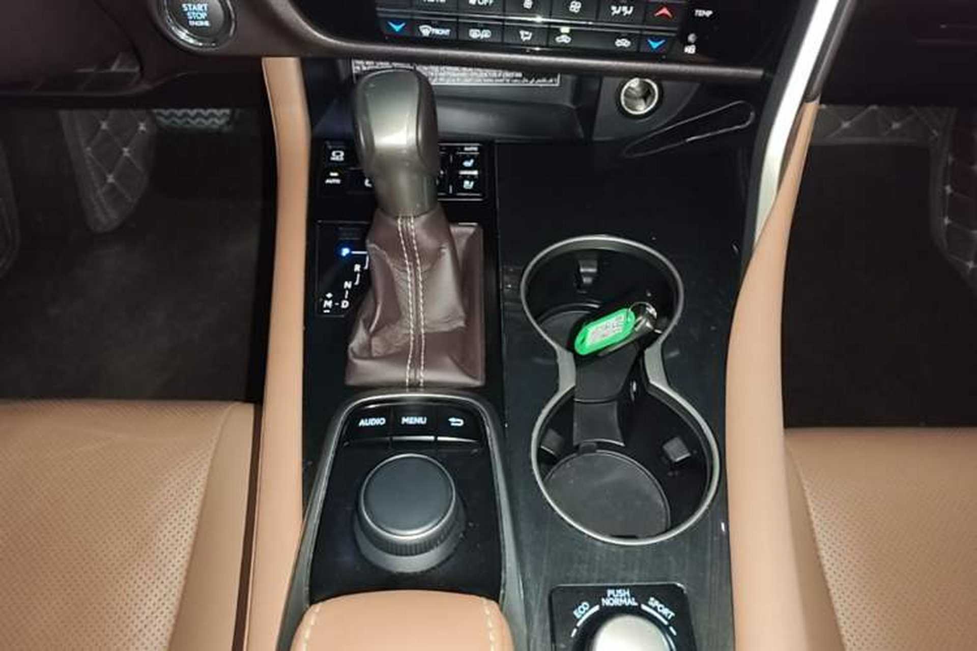 Used Lexus RX 2016 300 Two-Wheel Drive Comfort Edition China V Standard Gear Lever