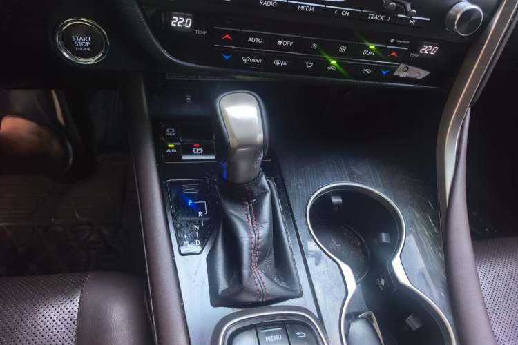 Used Lexus RX 2016 300 4x4 Elegant Edition China VI Gear Lever