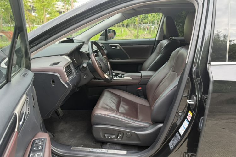 Used Lexus RX 2016 300 4x4 Elegant Edition China V-standard Interior 3