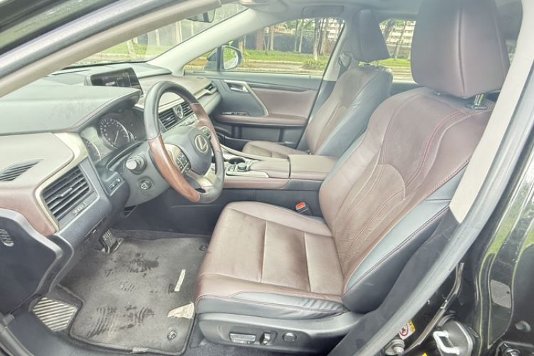 Used Lexus RX 2016 300 Two-Wheel Drive Comfort Edition China VI Standard Interior 4