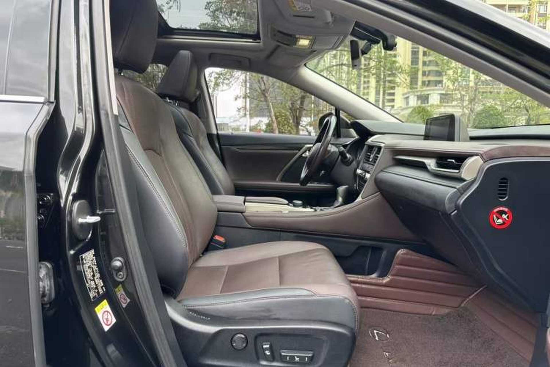 Used Lexus RX 2016 300 4x4 Elegant Edition China V-standard Interior 9