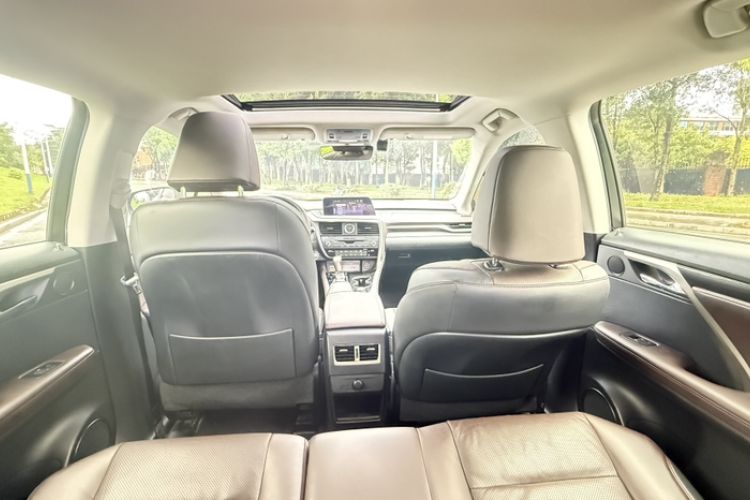 Used Lexus RX 2016 300 Two-Wheel Drive Comfort Edition China VI Standard Interior 9