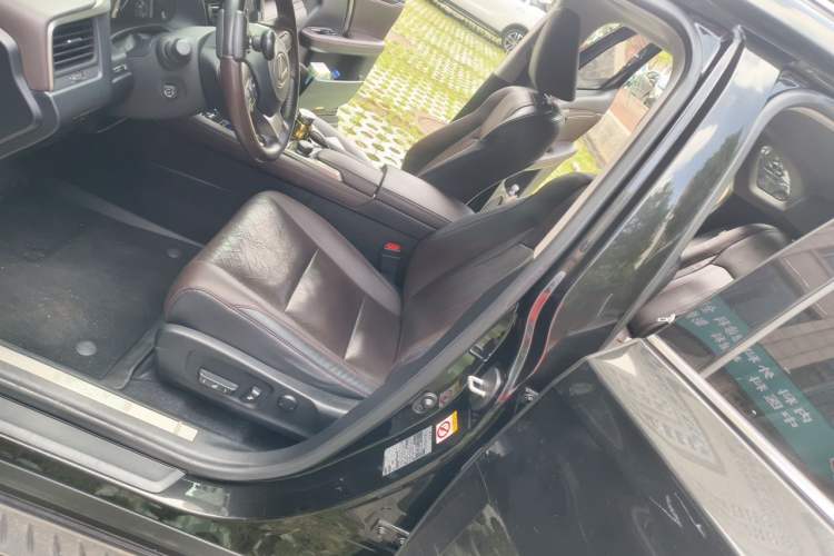 Used Lexus RX 2016 300 Two-Wheel Drive Elite Edition China VI Standard Left Front Seat