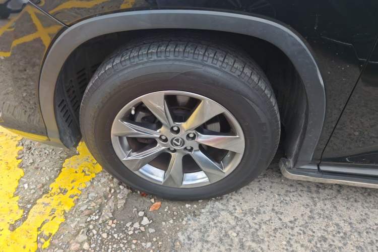 Used Lexus RX 2016 300 Two-Wheel Drive Elite Edition China VI Standard Left Front Wheel Hub