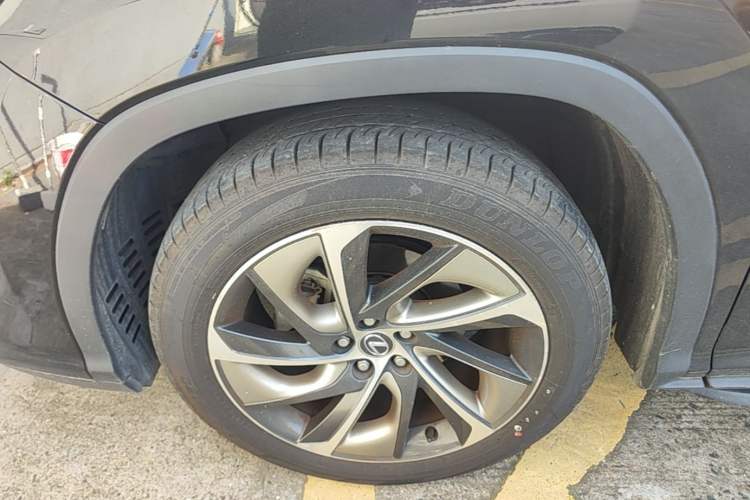Used Lexus RX 2016 300 4x4 Elegant Edition China V-standard Left Front Wheel Hub
