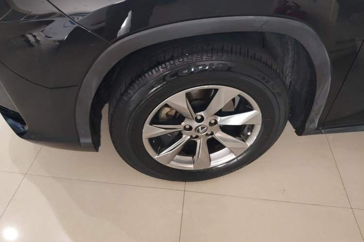 Used Lexus RX 2016 300 Two-Wheel Drive Elite Version China V Standard Left Front Wheel Hub