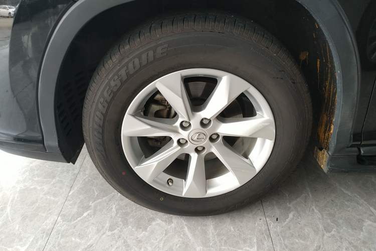 Used Lexus RX 2016 300 Two-Wheel Drive Elite Version China V Standard Left Front Wheel Hub