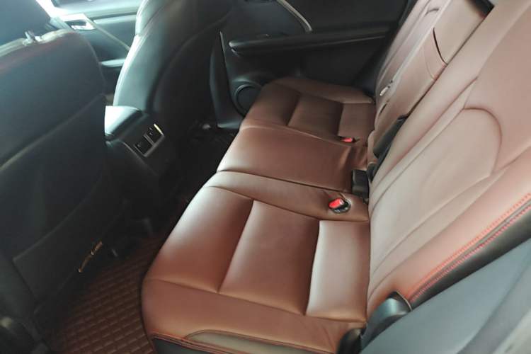 Used Lexus RX 2016 300 Two-Wheel Drive Elite Version China V Standard Left Rear Seat