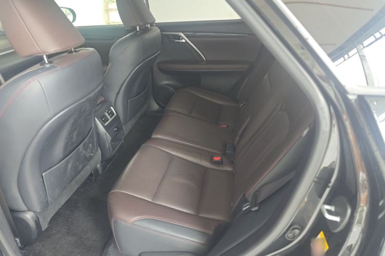Used Lexus RX 2016 300 4x4 Elegant Edition China V-standard Left Rear Seat