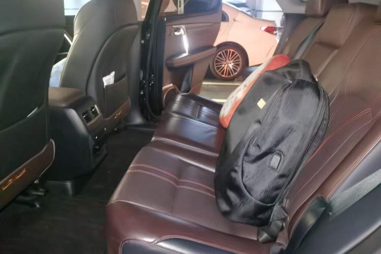 Used Lexus RX 2016 300 4x4 Luxury Edition China V Standard Left Rear Seat