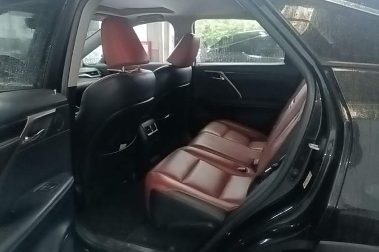 Used Lexus RX 2016 300 Two-Wheel Drive Elite Version China V Standard Left Rear Seat
