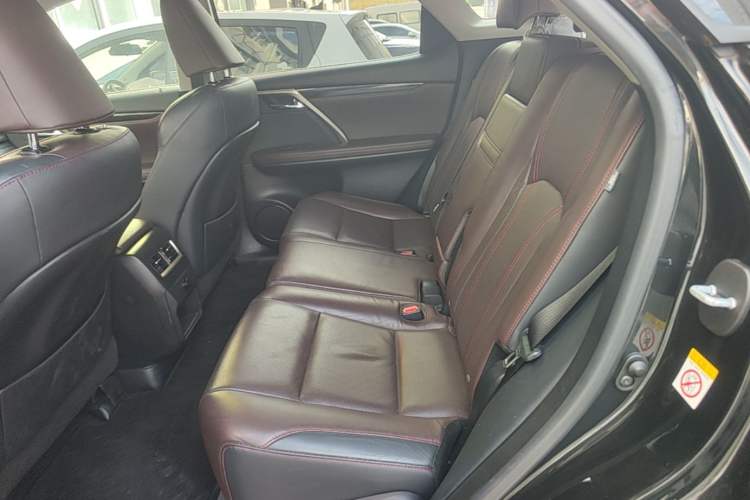 Used Lexus RX 2016 300 4x4 Elegant Edition China V-standard Left Rear Seat