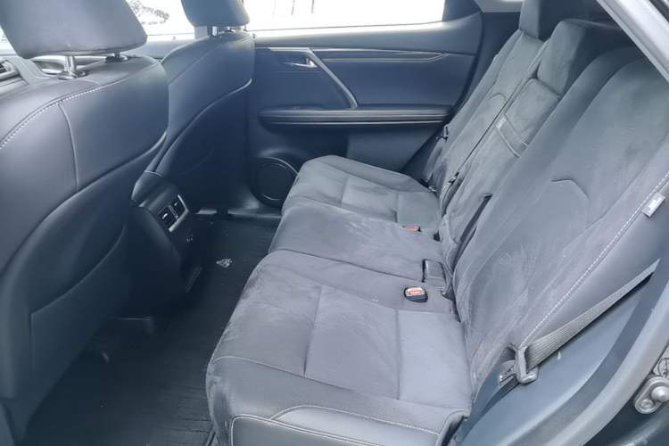 Used Lexus RX 2016 300 Two-Wheel Drive Elite Version China V Standard Left Rear Seat