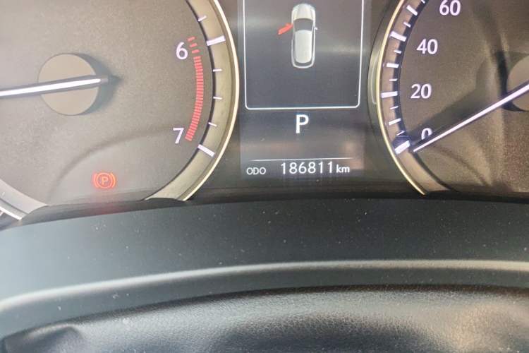 Used Lexus RX 2016 300 Two-Wheel Drive Comfort Edition China VI Standard Odometer Close Up