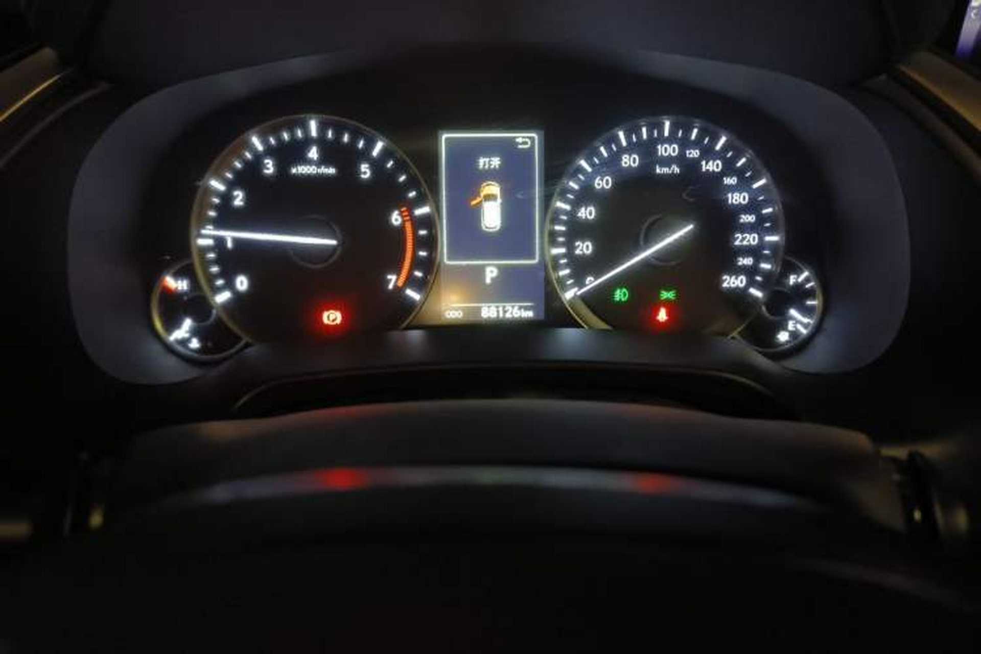 Used Lexus RX 2016 300 4x4 Elegant Edition China V-standard Odometer Close Up