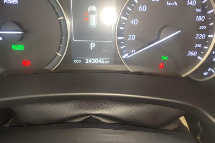 Used Lexus RX 2016 450h Four-Wheel Drive Luxury Edition Odometer Close Up