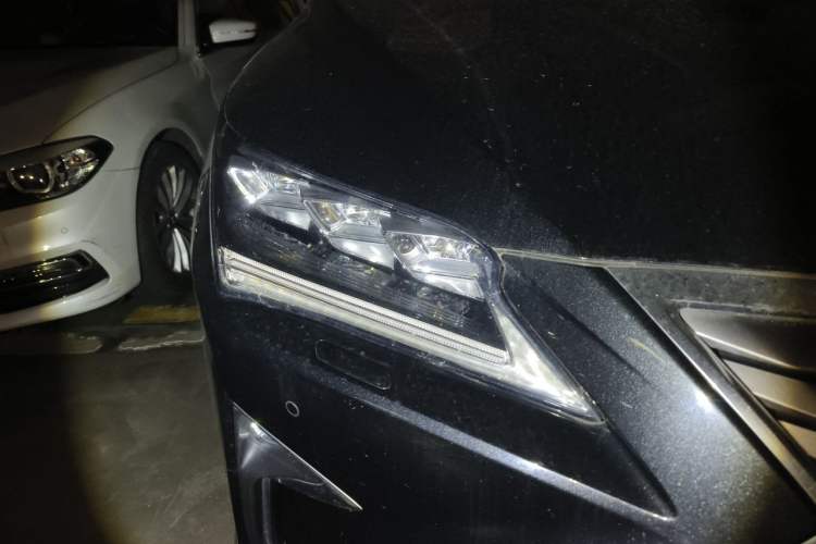 Used Lexus RX 2016 300 4x4 Elegant Edition China V-standard Right Front Headlight
