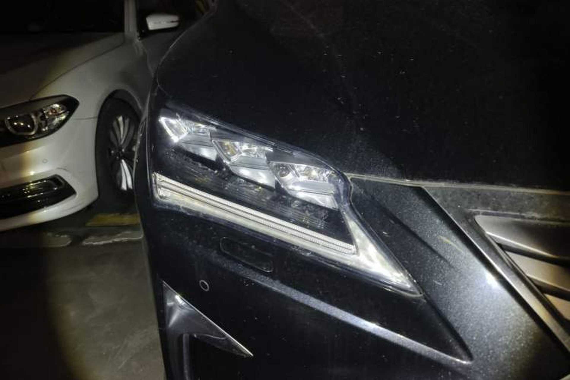 Used Lexus RX 2016 300 4x4 Elegant Edition China V-standard Right Front Headlight