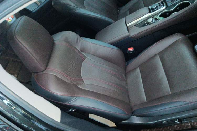 Used Lexus RX 2016 300 4x4 Elegant Edition China VI Right Front Seat