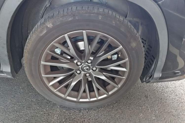 Used Lexus RX 2016 300 4x4 F SPORT Version China V Standard Right Front Wheel Hub