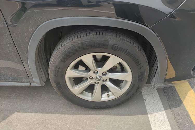 Used Lexus RX 2016 300 Two-Wheel Drive Comfort Edition China VI Standard Right Front Wheel Hub