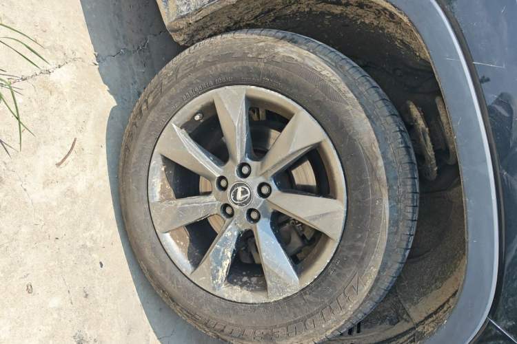 Used Lexus RX 2016 300 Two-Wheel Drive Comfort Edition China V Standard Right Front Wheel Hub
