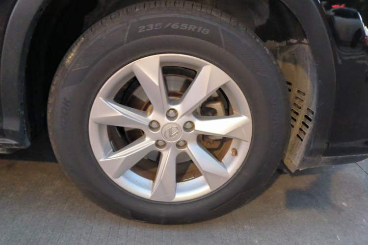Used Lexus RX 2016 300 Two-Wheel Drive Elite Version China V Standard Right Front Wheel Hub