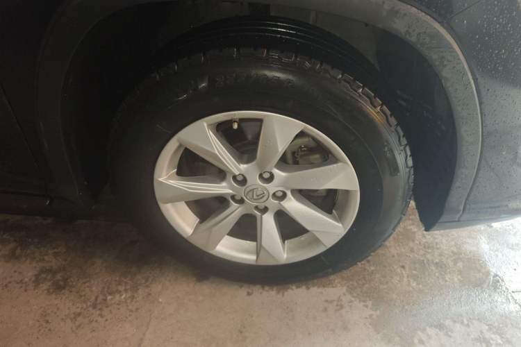 Used Lexus RX 2016 300 Two-Wheel Drive Comfort Edition China V Standard Right Front Wheel Hub
