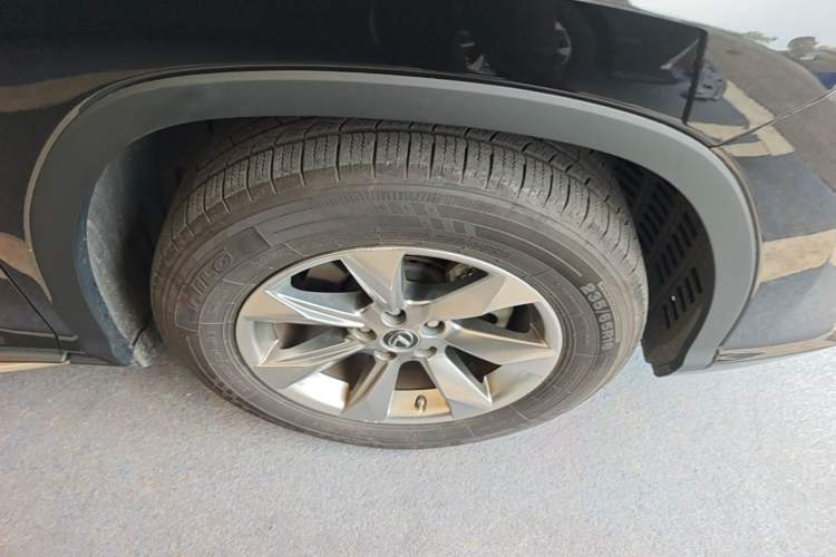 Used Lexus RX 2016 300 Two-Wheel Drive Elite Version China V Standard Right Front Wheel Hub