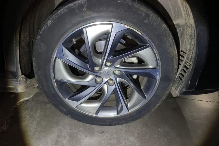 Used Lexus RX 2016 300 4x4 Elegant Edition China V-standard Right Front Wheel Hub