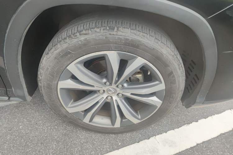 Used Lexus RX 2016 450h Four-Wheel Drive Luxury Edition Right Front Wheel Hub