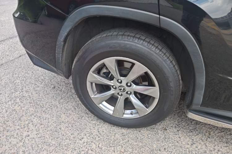 Used Lexus RX 2016 300 Two-Wheel Drive Elite Edition China VI Standard Right Rear Wheel Hub