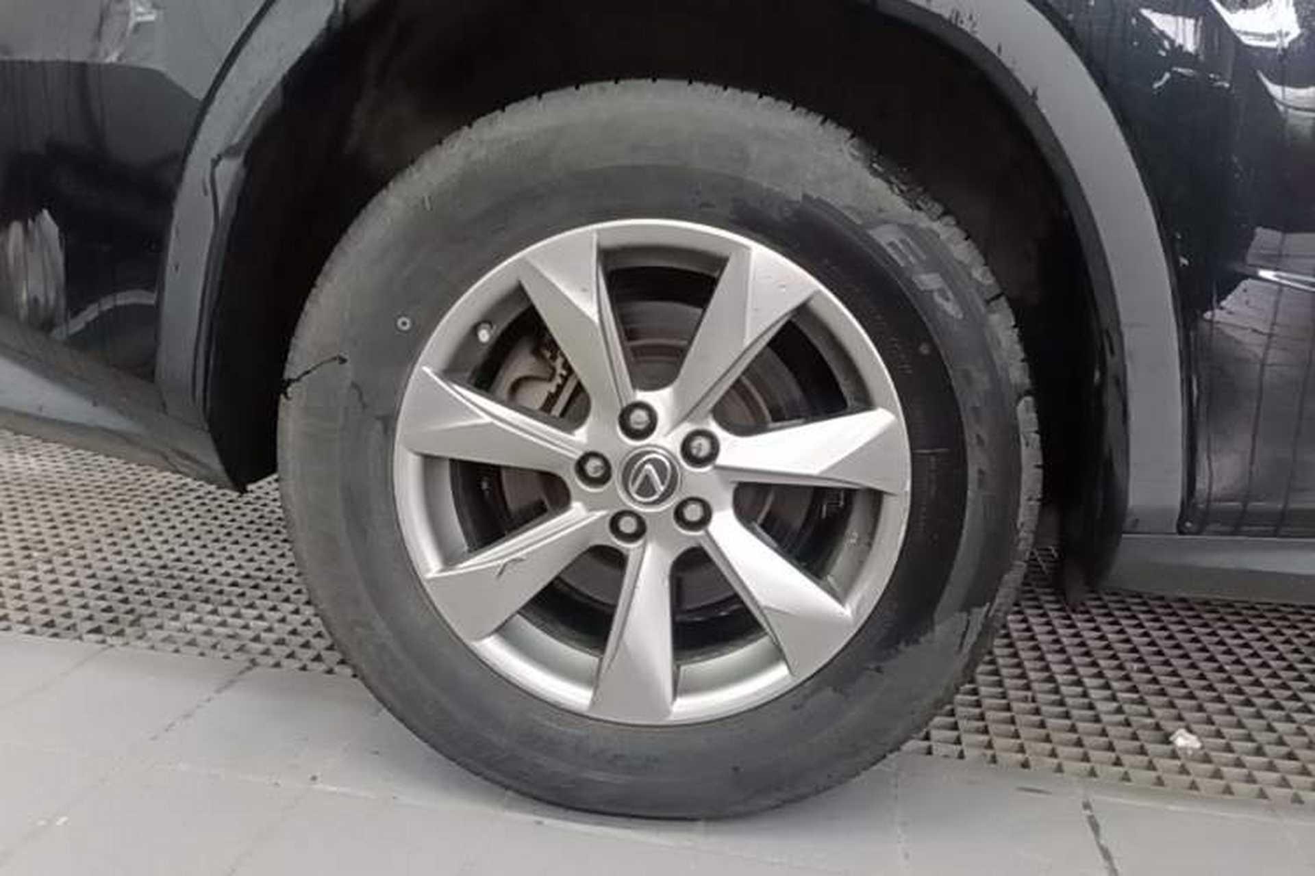 Used Lexus RX 2016 300 Two-Wheel Drive Elite Version China V Standard Right Rear Wheel Hub