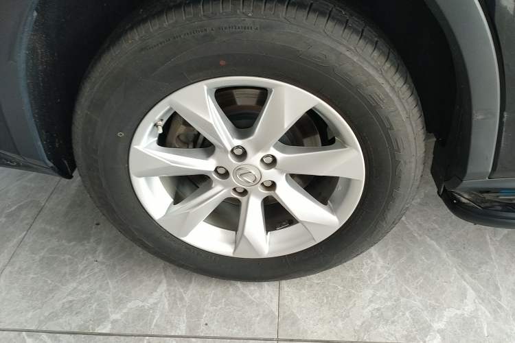 Used Lexus RX 2016 300 Two-Wheel Drive Elite Version China V Standard Right Rear Wheel Hub