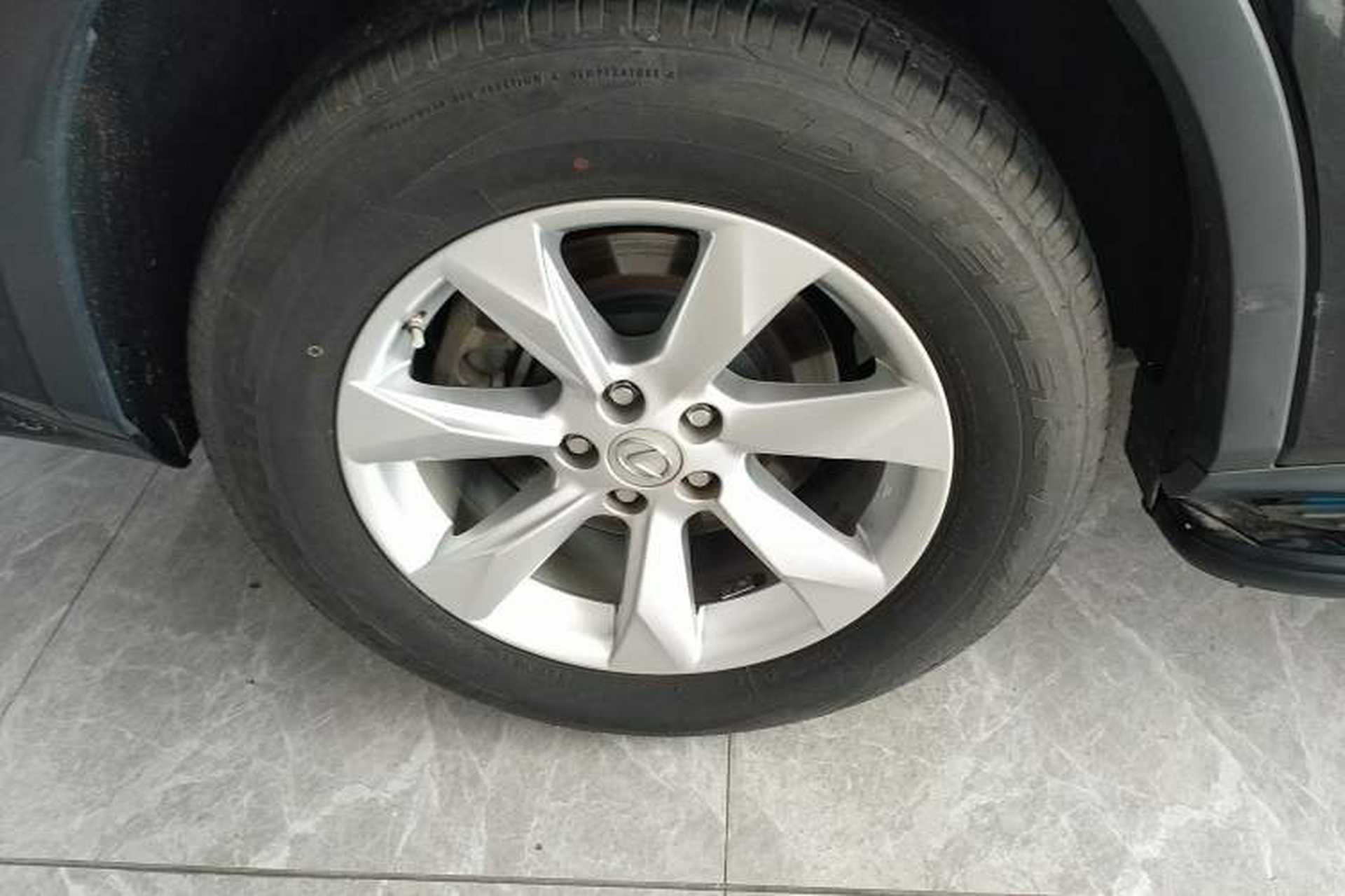 Used Lexus RX 2016 300 Two-Wheel Drive Elite Version China V Standard Right Rear Wheel Hub