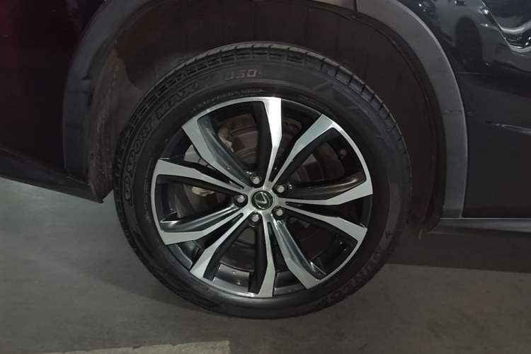 Used Lexus RX 2016 300 Two-Wheel Drive Comfort Edition China V Standard Right Rear Wheel Hub