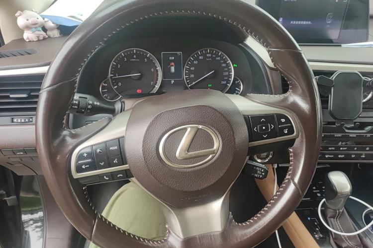 Used Lexus RX 2016 300 Two-Wheel Drive Comfort Edition China VI Standard Steering Wheel