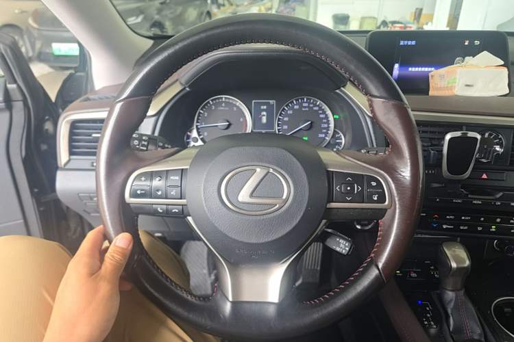Used Lexus RX 2016 300 4x4 Elegant Edition China V-standard Steering Wheel