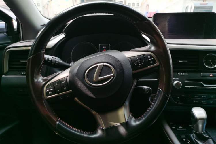 Used Lexus RX 2016 300 4x4 Elegant Edition China V-standard Steering Wheel