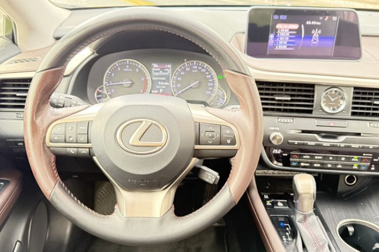 Used Lexus RX 2016 300 Two-Wheel Drive Comfort Edition China VI Standard Steering Wheel