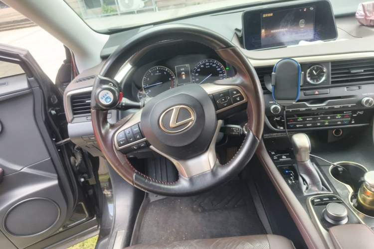 Used Lexus RX 2016 300 Two-Wheel Drive Elite Edition China VI Standard Steering Wheel