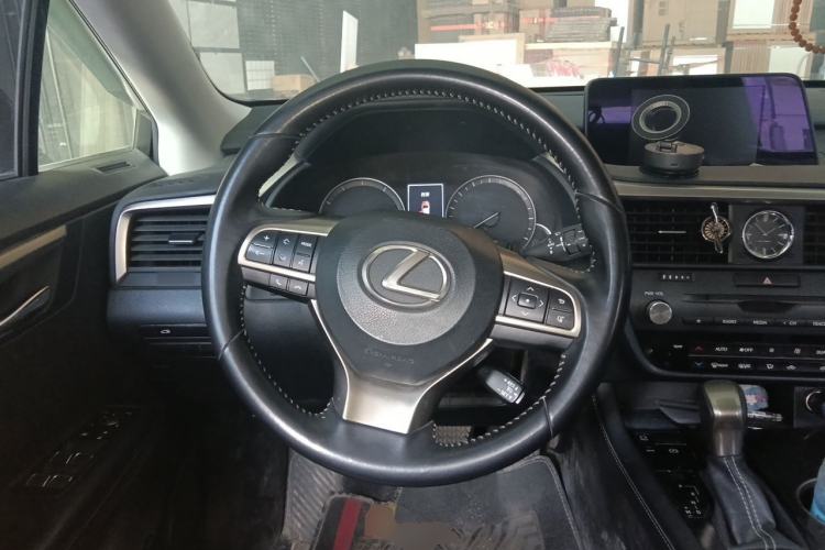 Used Lexus RX 2016 300 Two-Wheel Drive Elite Edition China VI Standard Steering Wheel